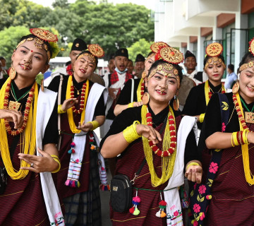 विश्व आदिवासी दिवस: काठमाडाैंमा झाँकीसहितकाे र्‍याली (तस्वीरहरू)